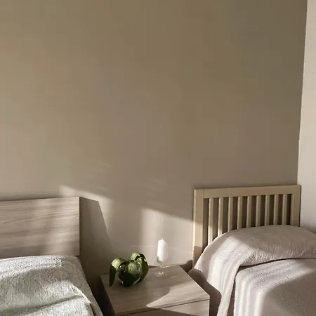 Sweet Emma Bed & Breakfast 2*